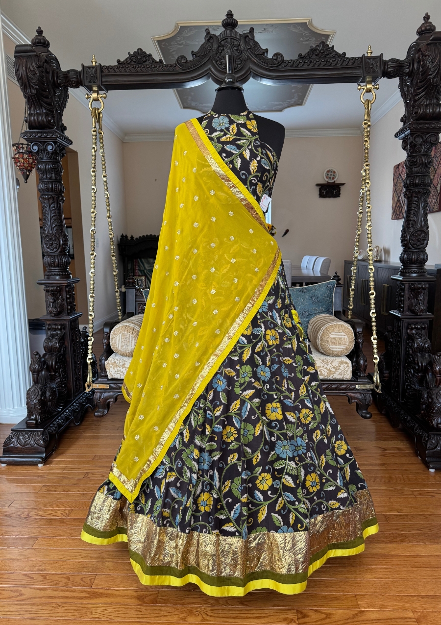 Black Kalamkari Lampi Border Lehenga